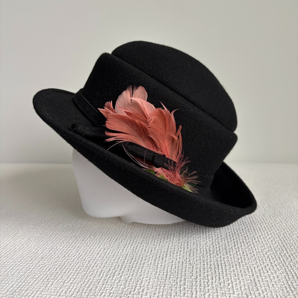 Liz Claiborne Cloche Hat Wool Felt Feather Accent OS Black Whimsigoth Capsule